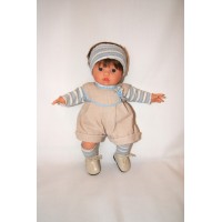 Кукла Мончи в бежевом полосатом костюме и ботиночках 34 см Carmen Gonzalez